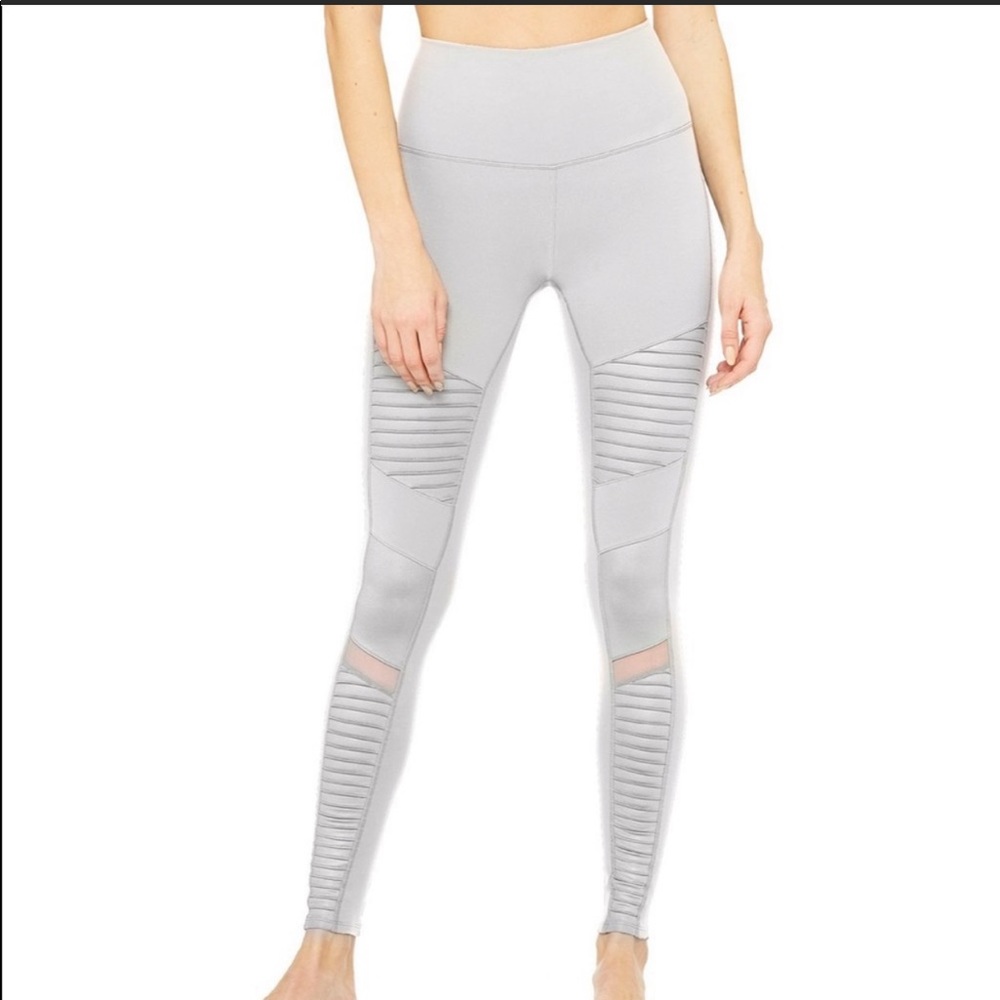 Alo Yoga High Waist Moto Legging/Sz XS/ EUC!